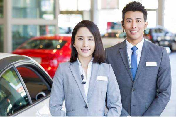汽車銷售員的真實生活 月售13輛車卻僅收入2000元